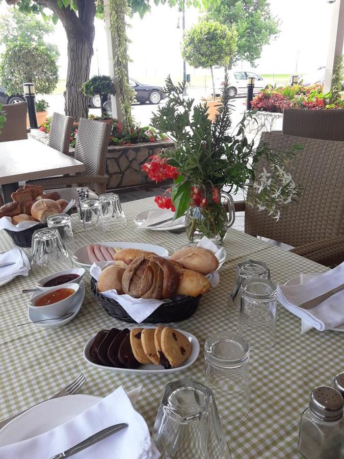 Hotel Florakis Livanátai Dış mekan fotoğraf